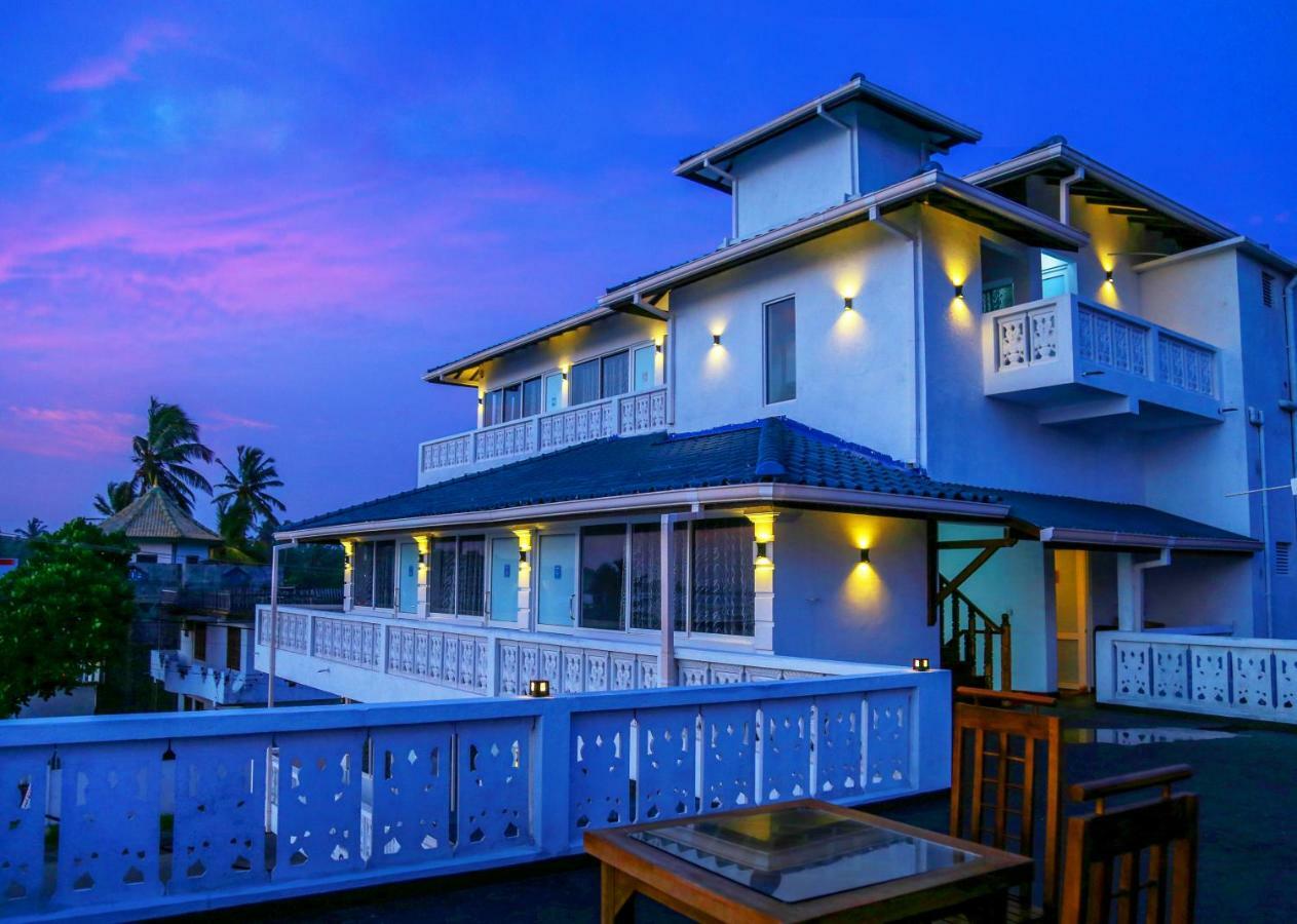 Hikka Ocean Resort Hikkaduwa Esterno foto